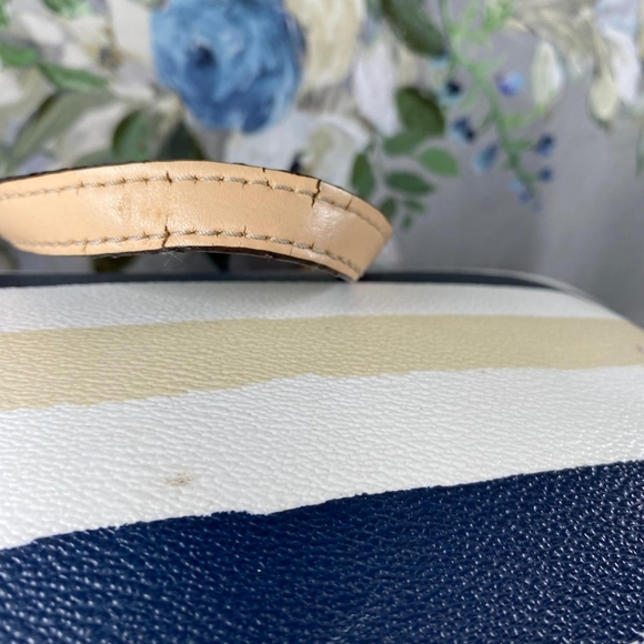Kate Spade navy/cream tote bag. Please see all photos as they are part of the it - Picture 11 of 17